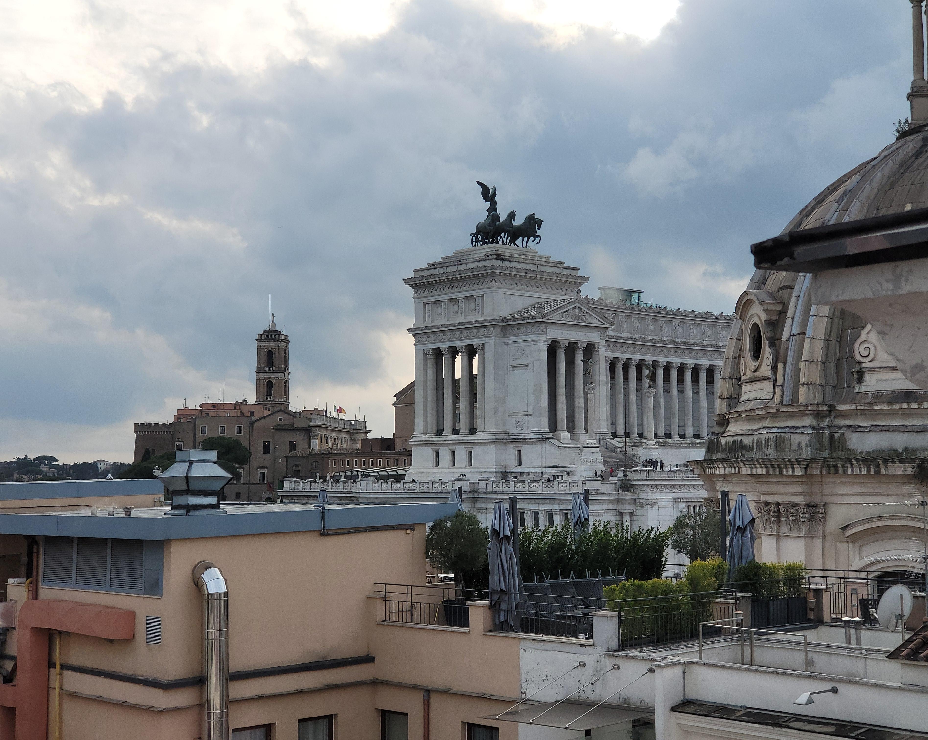 H10 Palazzo Galla Rome Luaran gambar